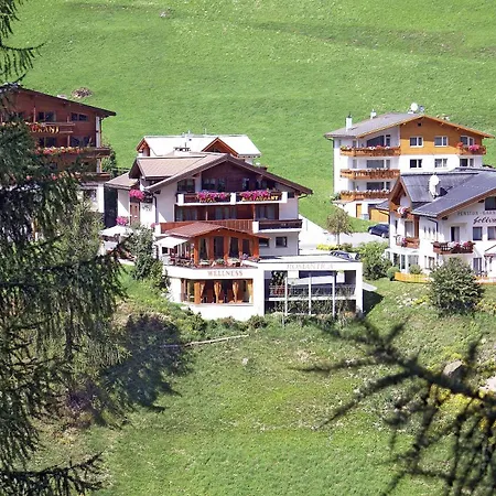 Hotel Romantica 3*
